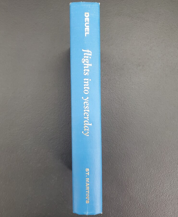 Flights into Yesterday: The Story of Aerial Archaeology - Front Cover